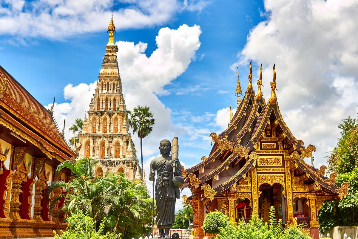 5 รูฟท็อปบาร์เชียงใหม่ จิบค็อกเทลชมทะเลโคมลอย 360 องศาเหนือฟ้าเมืองเก่า