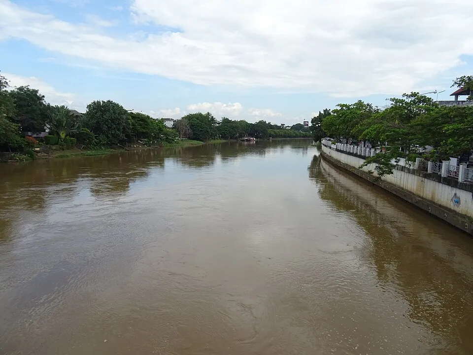 วันเดย์ทริปสามเหลี่ยมทองคำ & ล่องเรือแม่น้ำโขง จากเชียงใหม่: สัมผัสจุดบรรจบ 3 ประเทศใน 1 วัน